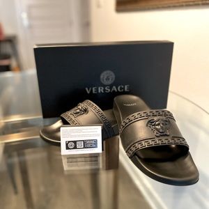 Versace Slides